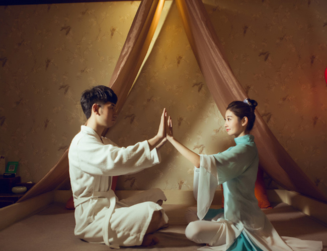 长沙水疗与创造力：当大脑在漂浮中重启